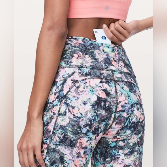 🍋 NWOT Lululemon Fast & Free Crop Nulux Dappled Daze Multi Size 6 - Picture 6 of 10